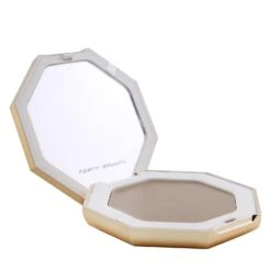 Fenty Beauty By Rihanna Cheeks Out Freestyle Cream Bronzer - # 02 Butta Biscuit (Light With Neutral Undertone) 6.23g/0.22oz -Fresh Beauty Store 26824879102 fdc783da 71f5 4bf9 9db3 52d25a7eb64d